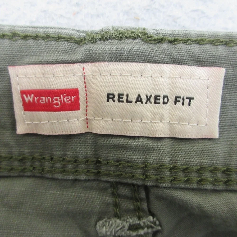Wrangler Cargo Shorts Mens 34x10 Olive Green Relaxed Fit Utility Hiking Outdoor